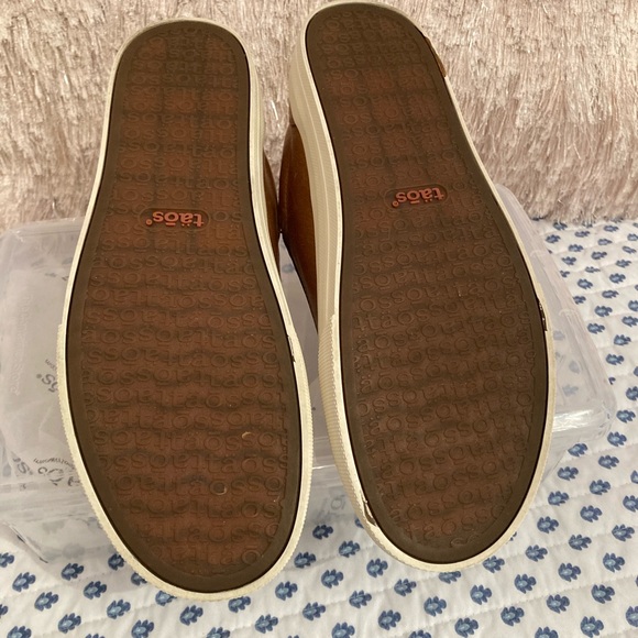 Täōs Sneakers NWOT - Picture 7 of 8